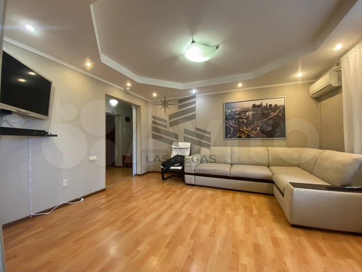 4-к. квартира, 100 м², 4/5 эт.