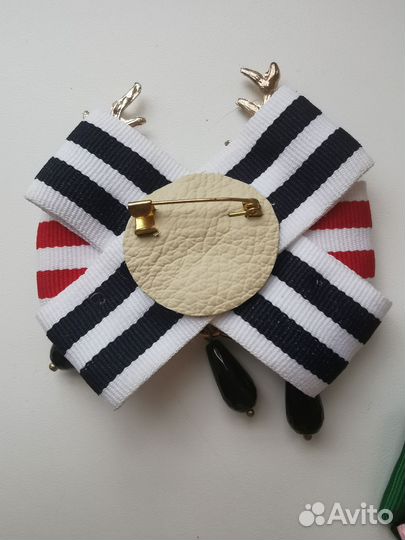 Брошка новогодняя