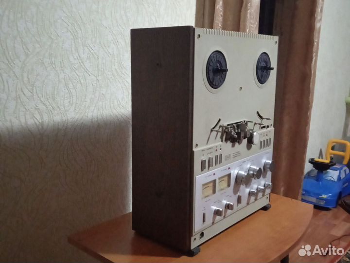 Катушечный магнитофон Союз 110