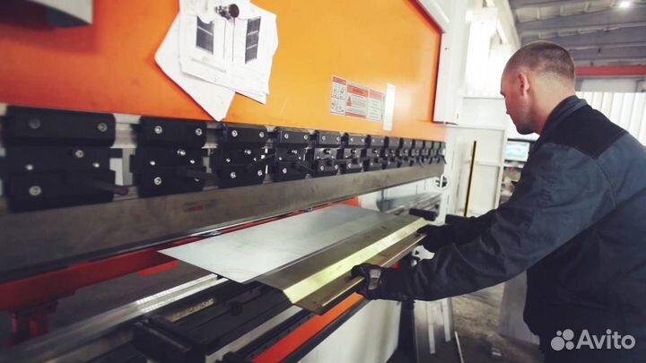 Рабочий на производство еженедельные выплаты