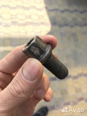 Продам колесные болты VAG WHT002437 5 шт