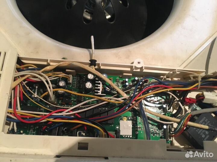 Кондиционер потолочный Gree KFR 50 б/у