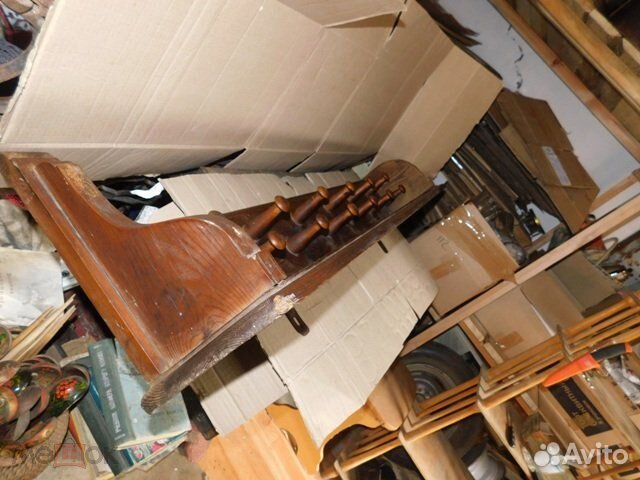 Старинная,деревянная одежная вешалка,период ри