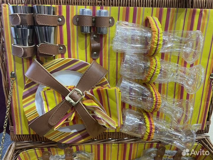 Набор посуды для пикника