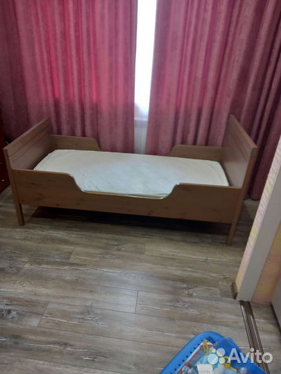 Детская кровать IKEA с матрасом