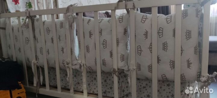 Бортики-подушки со съёмными чехлами в кроватку