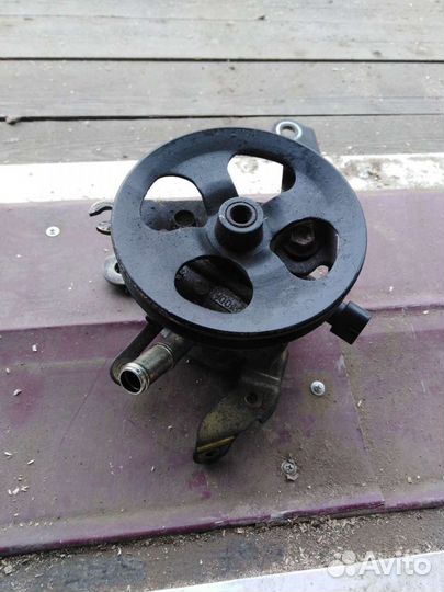 Насос гидроусилителя руля