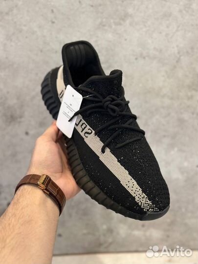 Кроссовки Adidas Yeezy Boost 350 v2