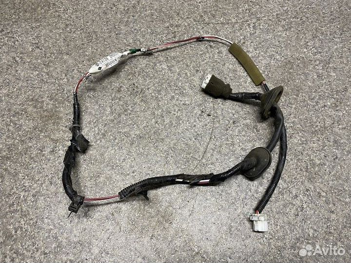 Проводка двери задней правой nissan almera N15 199