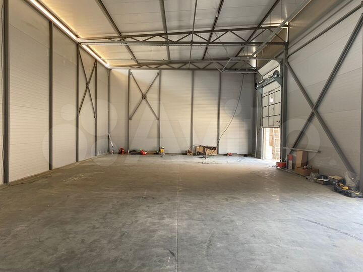 Склад - магазин, 450 м²