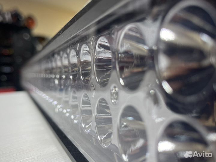 Светлдиодная балка LED CM-240W