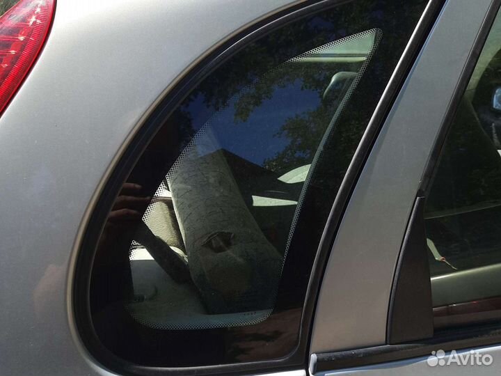 Форточка левая правая калина хечбэк