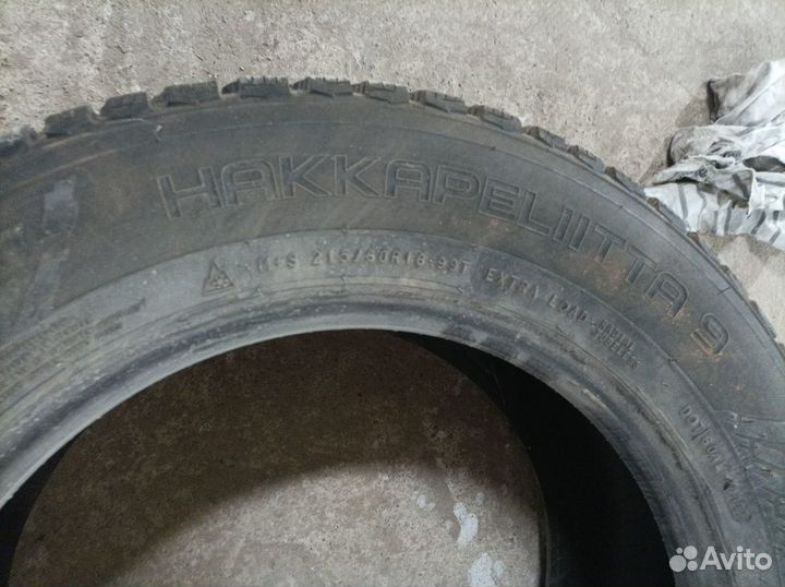 Nokian Tyres Hakkapeliitta 9 215/60 R16 99T