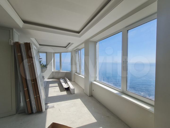 Дом 580 м² на участке 5,4 сот.