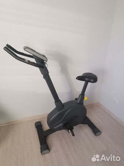 Велотренажер Riva B-252mtrn