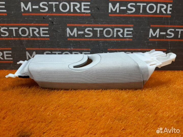 Обшивка стойки правая Audi A5 8T cdnc 2010