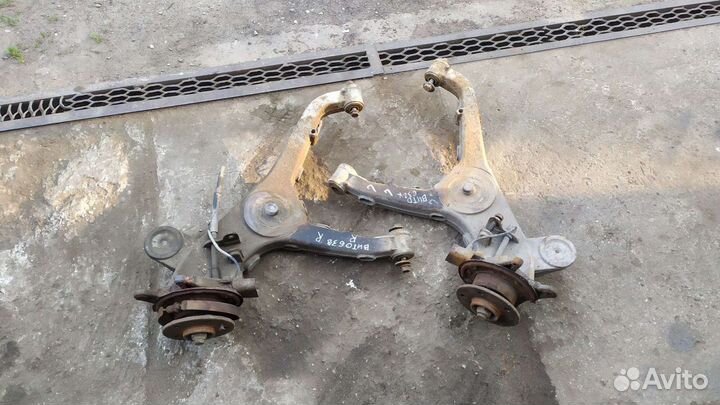 Рычаги задние Мерседес Вито 638 кузов 2000 г