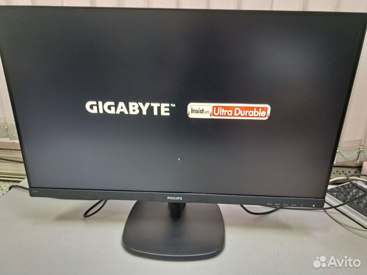 Монитор Philips 273V7qdab