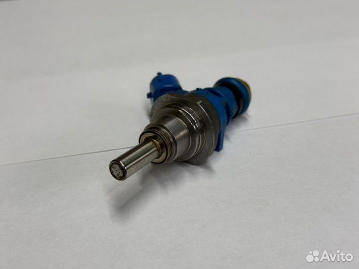 Форсунка топливная Mazda 3 Bk