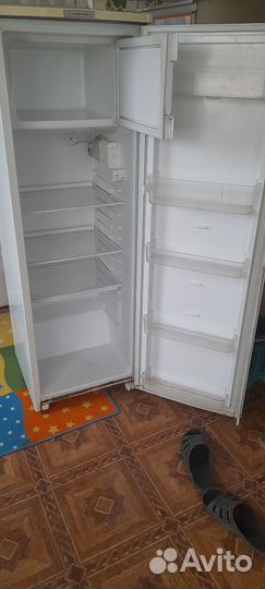 Холодильник маленький