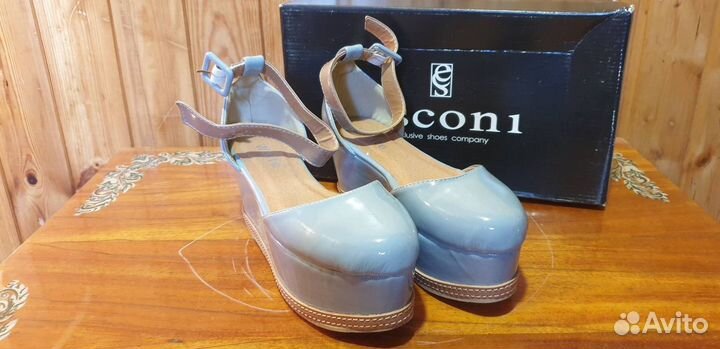 Туфли на высокой подошве новые Лаковая кожа 36р