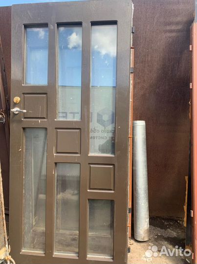 Железные обшитые деревом и противопожарные