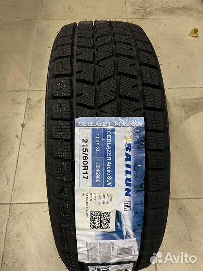 Sailun Ice Blazer Arctic SUV 215/60 R17 100T