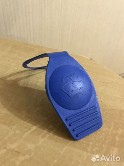 Крышка бачка омывателя VW