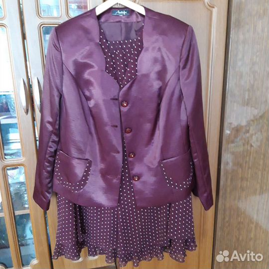 Костюм пиджак и юбка