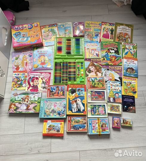 Пазлы, книжки, журналы большим пакетом