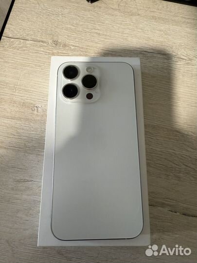 iPhone 15 Pro Max, 256 ГБ