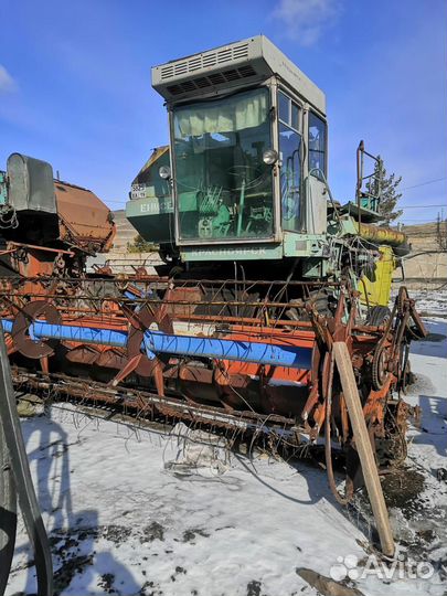 Комбайн Енисей 1200