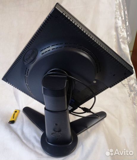 Mонитоp Viewsonic vр171b с поворотным экраном