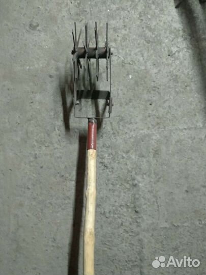 Ручной рыхлитель