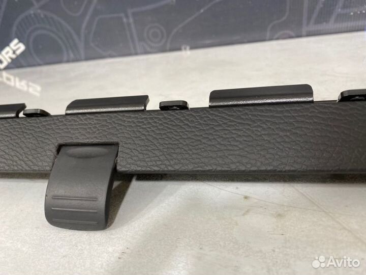 Шторка двери задняя правая Volkswagen Passat