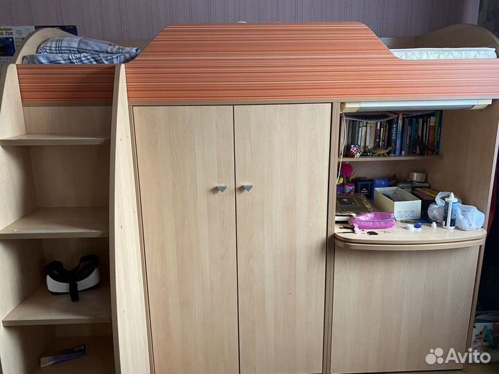 Набор для детской (кровать, стол, шкаф)