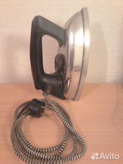 Утюг советский