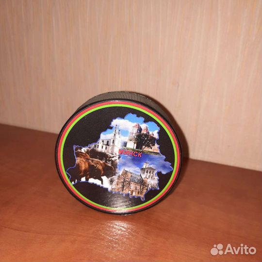 Шайба хоккейная, коллекционная