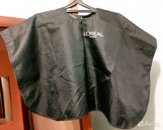 Парикмахерские принадлежности