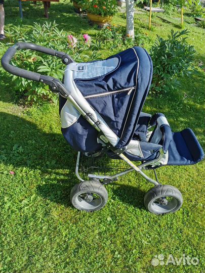 Шведская прогулочная коляска emmaljunga