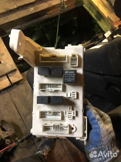 Салонный блок предохранителей Lifan Solano 620