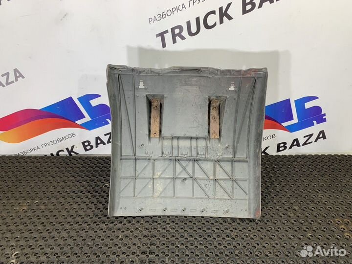 Крыло заднее передняя часть Iveco Stralis