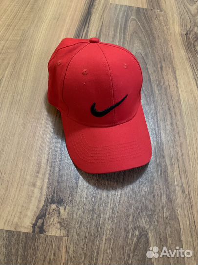 Кепка nike red