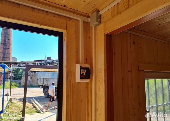 Бытовка 6 x 2.4 м