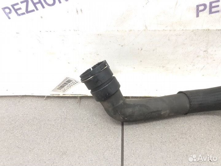 Патрубок радиатора нижний Land Rover Freelander