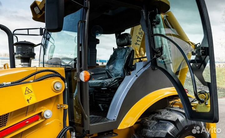 Экскаватор-погрузчик Redstar T17.5/24, 2023