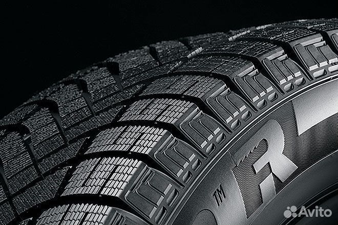 Pirelli Ice Zero FR 255/50 R20 H