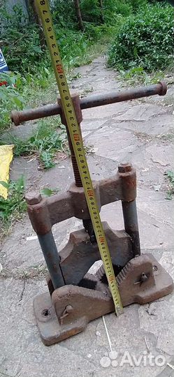 Тиски для труб