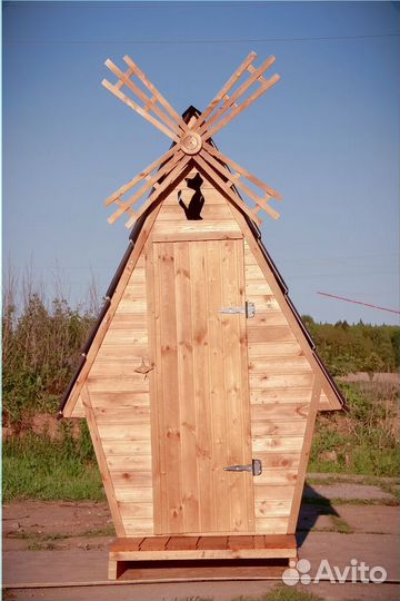 Уличный туалет деревянный GAR207
