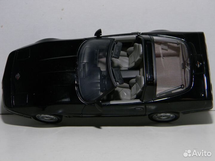 1/24 Danbury Mint 1996 Chevrolet Corvette Coupe LE